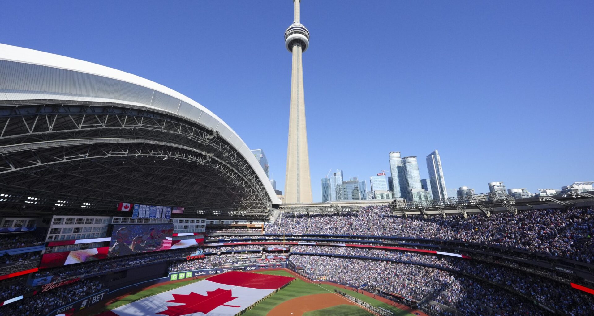 Leave a message for the Blue Jays and win one of 500 free tickets to ALCS from Rogers