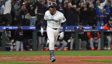 Mariners to face Blue Jays in ALCS after dramatic 15th-inning walk-off in Game 5