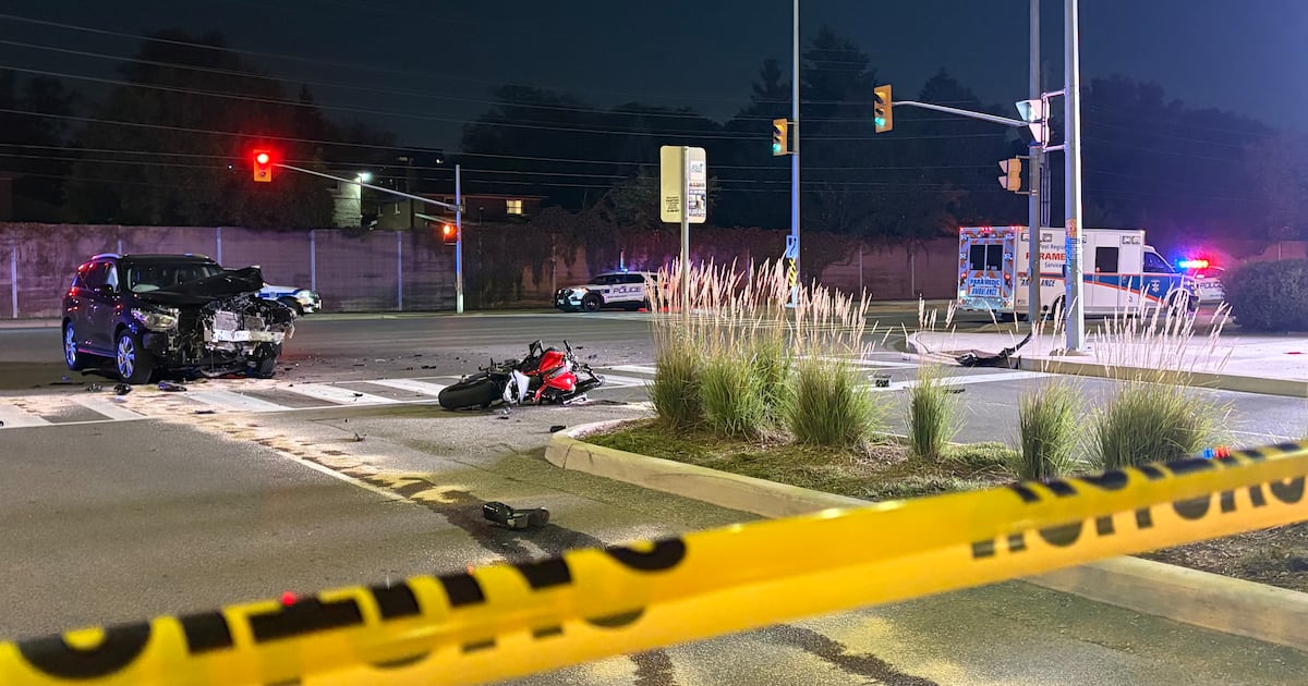 Mississauga collision leaves motorcyclist injured