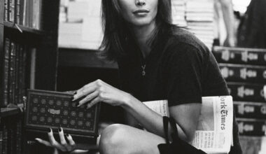 Fashionable Books To Dress Your Coffee Table