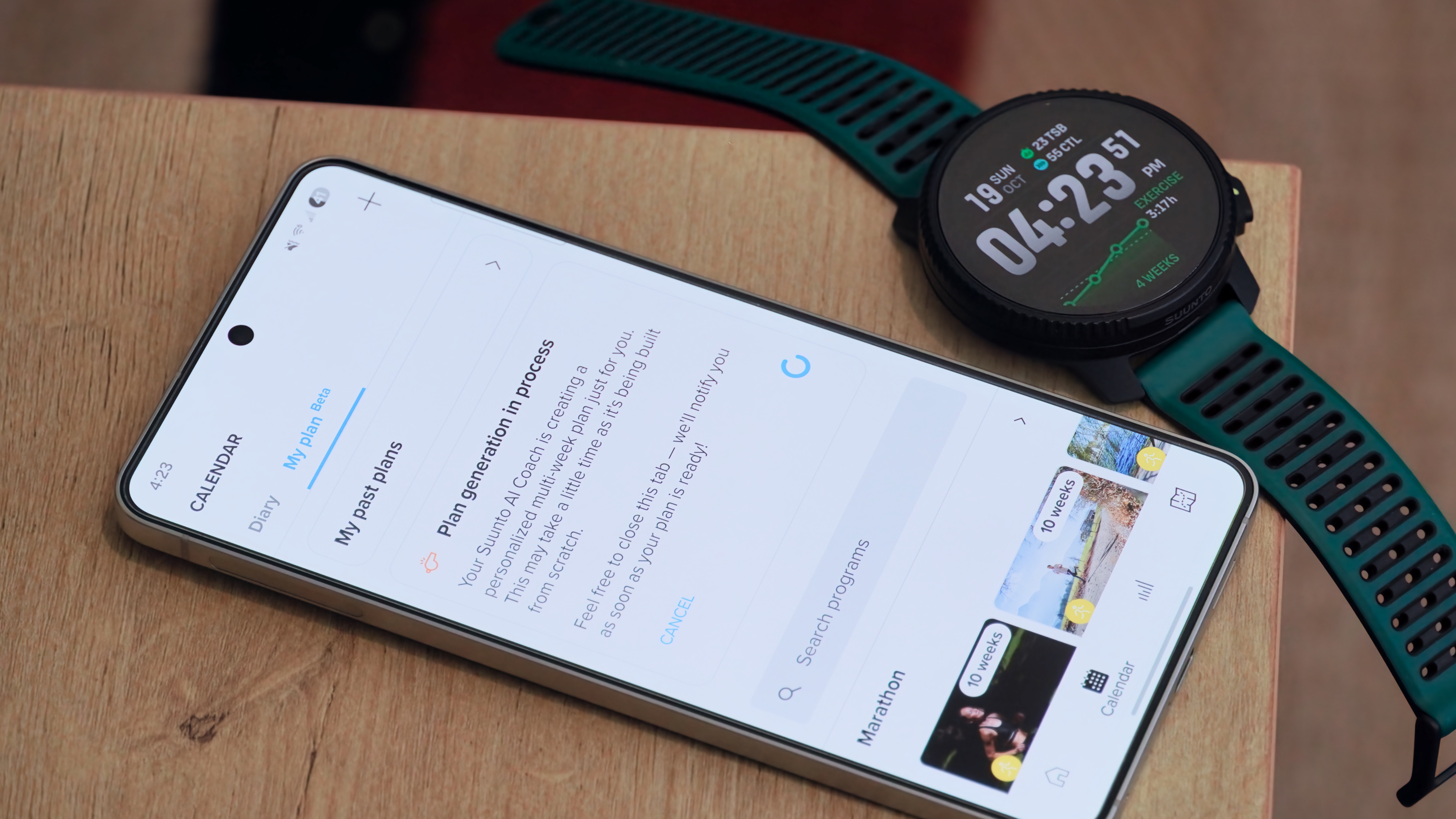 The Suunto Vertical 2 paired with a training plan generated by AI in the Suunto app.