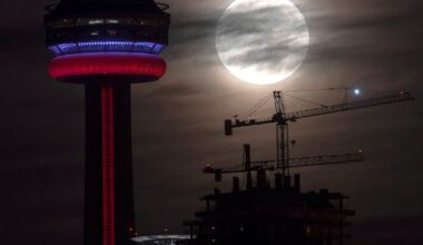 Tonight’s full moon is also a harvest moon and the first supermoon of 2025 - CTV News