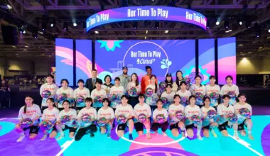 NBA Legend and WNBA Player join “Her Time to Play” basketball clinic