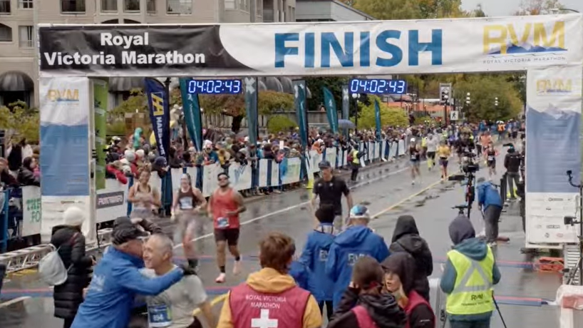 Louis Maruk takes top spot at sold-out Royal Victoria Marathon