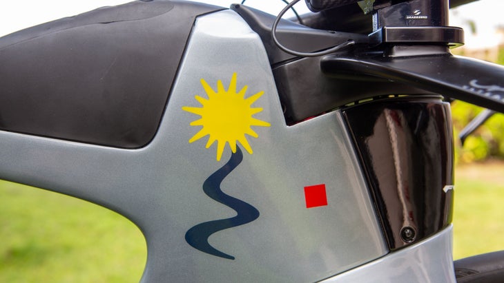 In Norwegian Løvseth’s first name roughly means “path of the sun,” so she’s captured this concept in a graphic on her head tube.