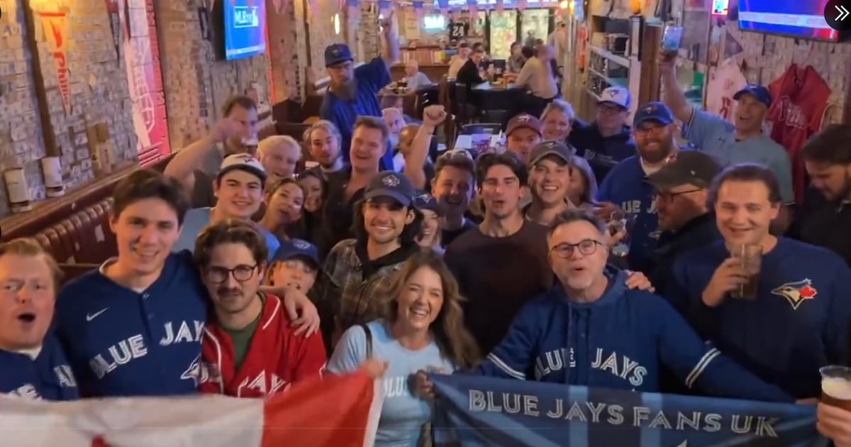 Dozens of Blue Jays fans in UK gather for Game 1 of World Series