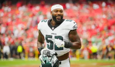 Why did Za'Darius Smith retire? NFL insider shares details behind unexpected decision image