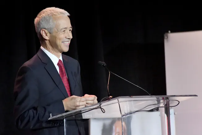 J&J’s orthopedics selloff keeps all eyes on a thriving pharma portfolio