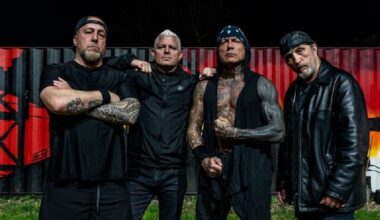 Biohazard's Billy Graziadei Cuts Head Open During Montreal Show