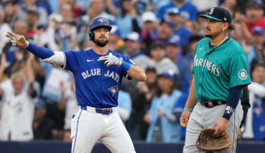 Down 2-0 in ALCS, Blue Jays know only way out is to 'start throwing punches'