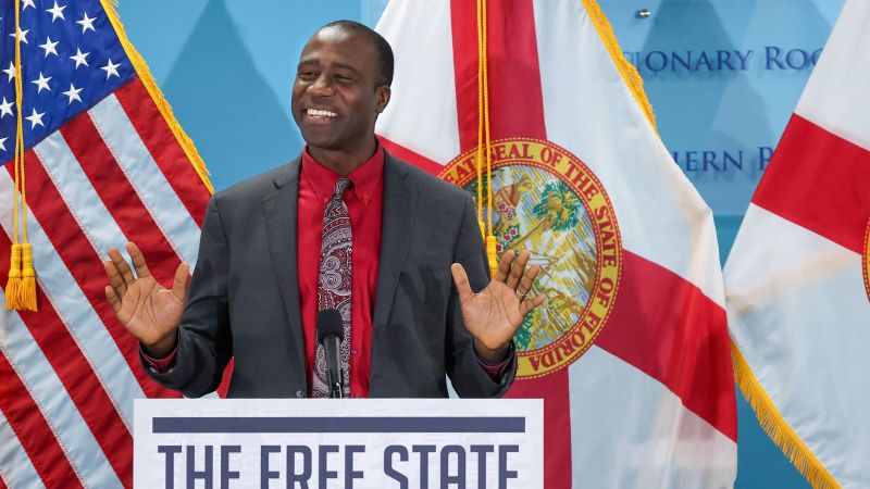 At the Hollow in Florida, the ‘medical freedom’ movement finds its base camp