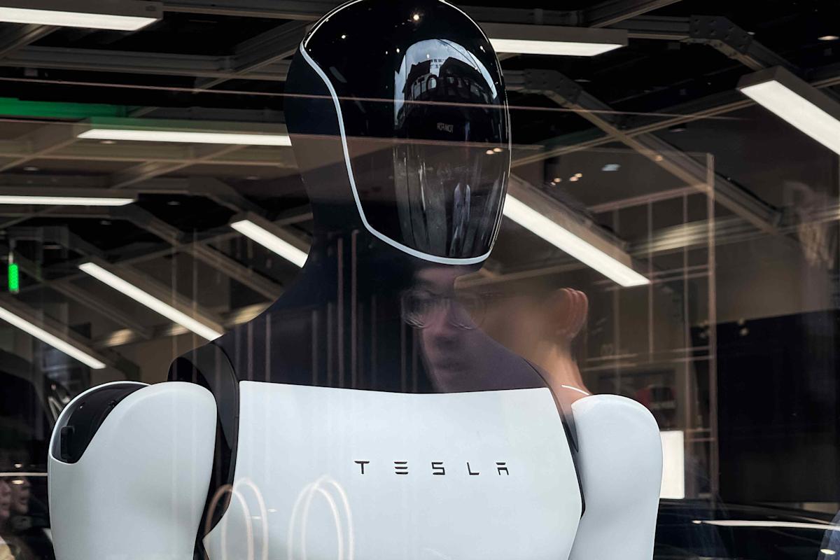 Tesla CEO Elon Musk Says The Company's AI Plan Is At An 'Inflection Point'