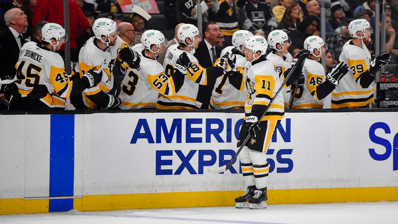 Hallander scores 1st NHL goal, Penguins rally to top Kings