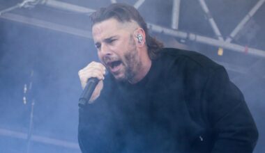 M. Shadows of Avenged Sevenfold singing onstage in 2025