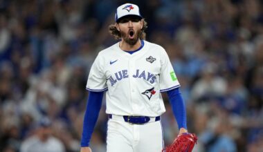 Blue Jays' Kevin Gausman to start Game 6 of World Series vs. Dodgers