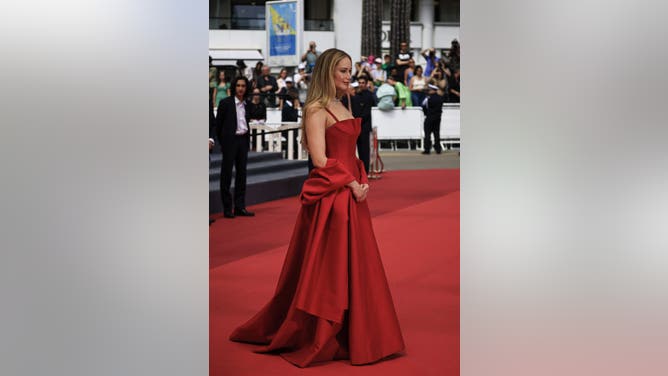 Jennifer Lawrence boob job