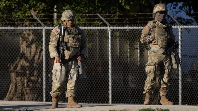 National Guard troops in Illinois can remain federalized but can’t be deployed, appeals court rules