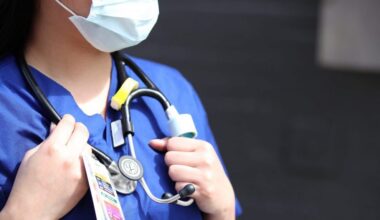 Fewer B.C. nurses leaving the profession: report