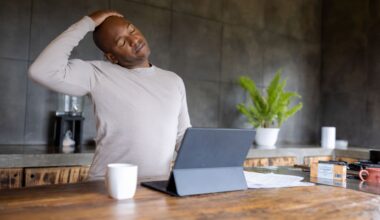 Increase your flexibility at any age with these five physical therapist-approved stretches