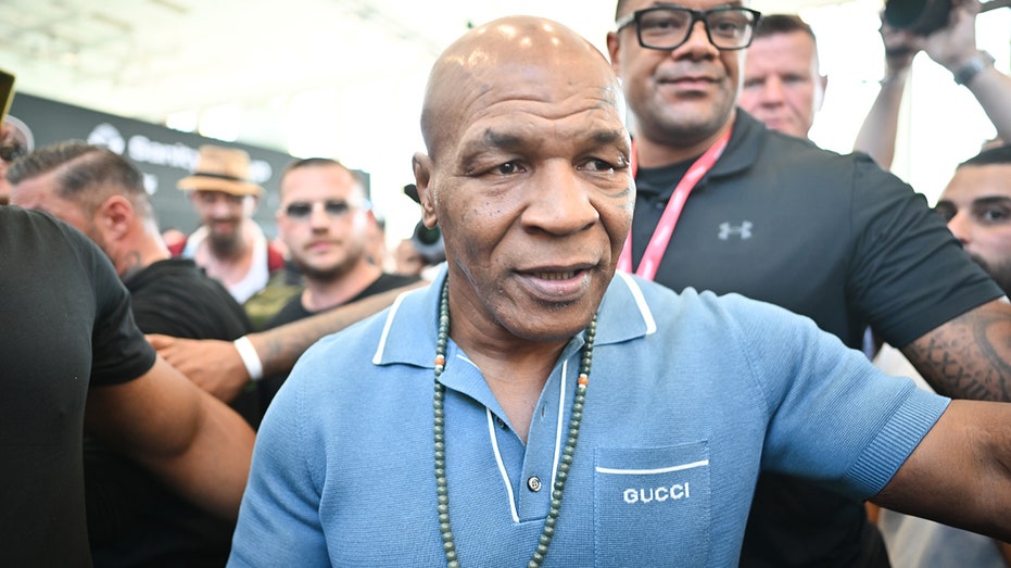Mike Tyson in crowd