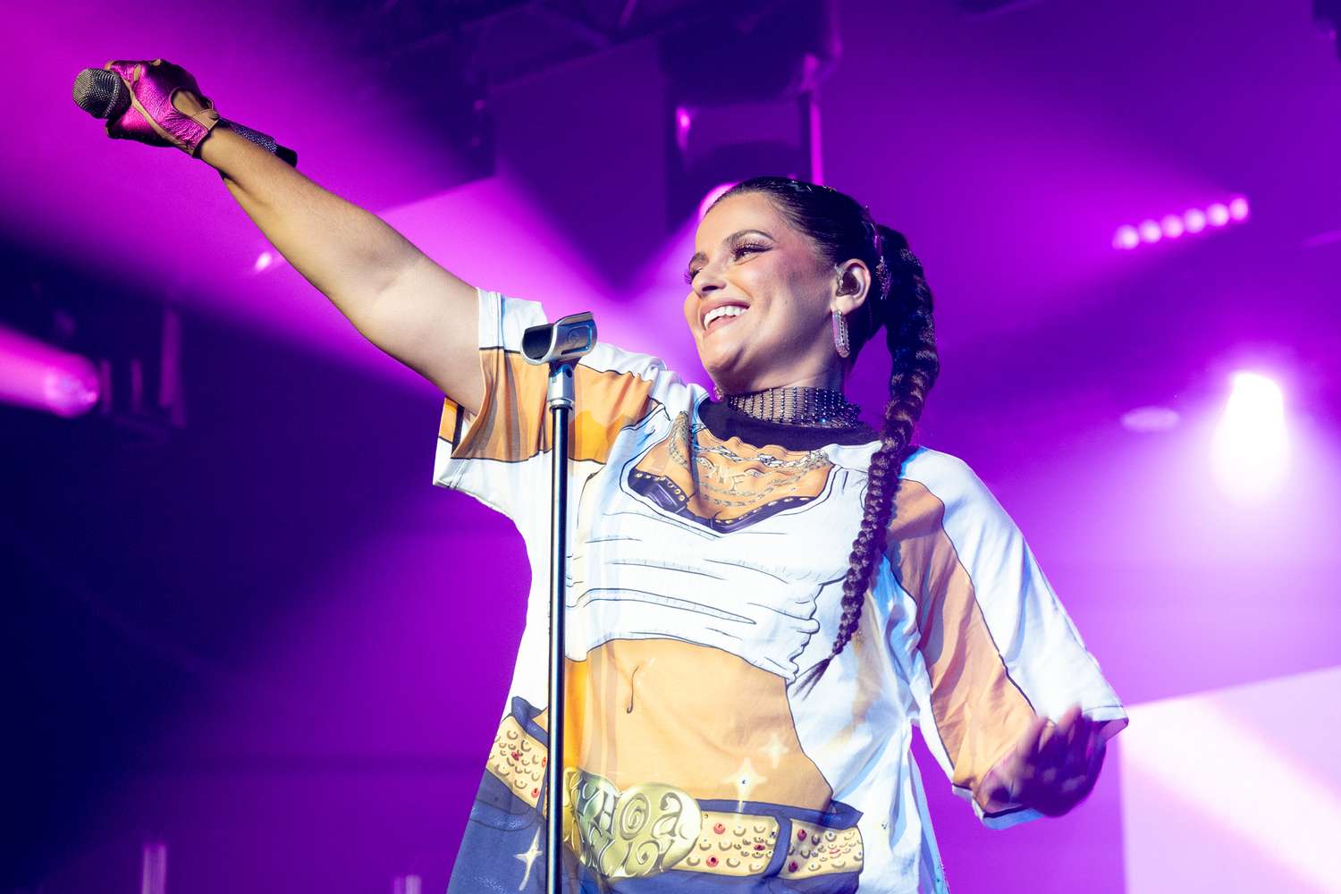 Nelly Furtado to 'step away' from performing for 'foreseeable future'