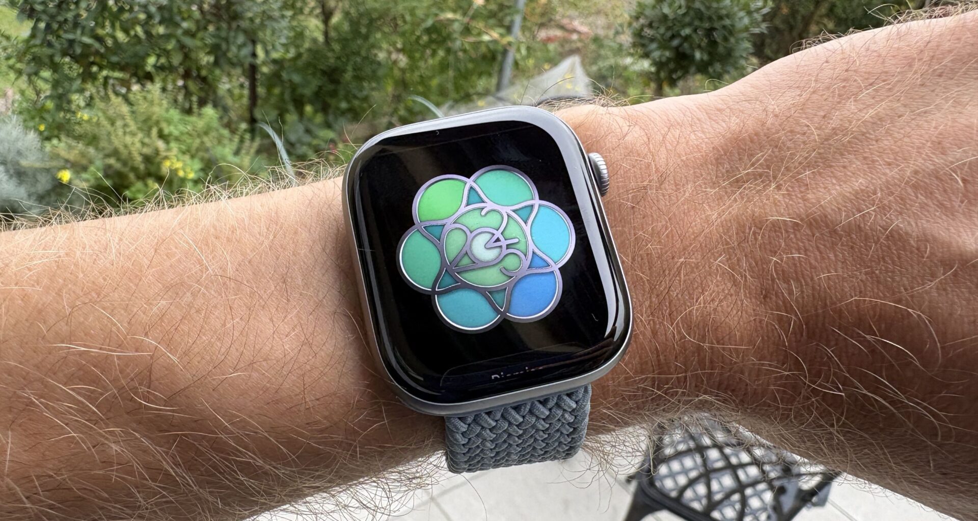 Apple Watch users can earn a limited edition award with the World Mental Health Day Challenge
