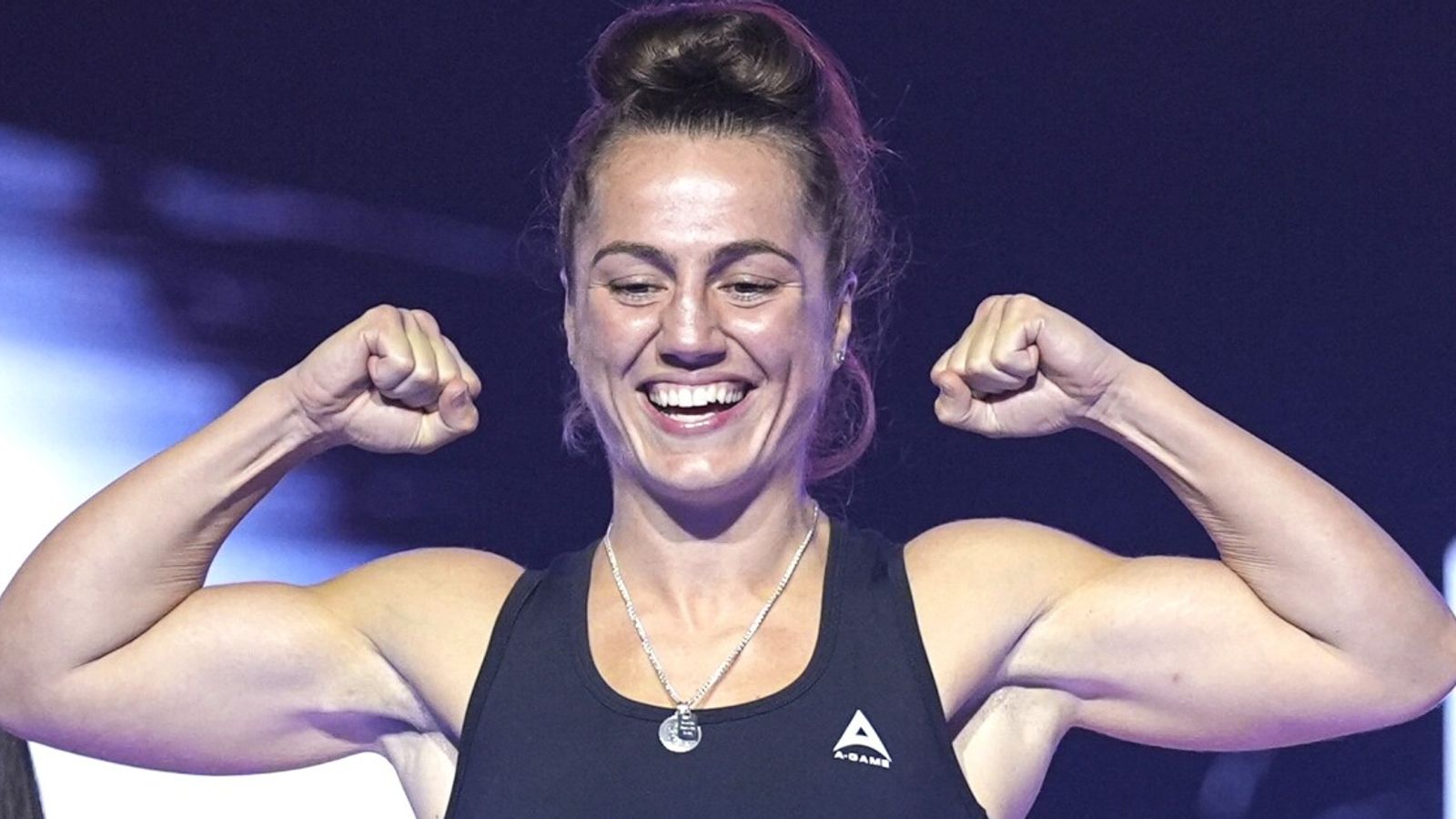 Ellie Scotney's historic undisputed world championship fight with Mayelli Flores postponed | Boxing News