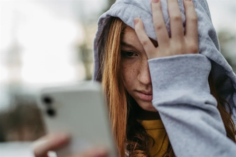 New Report: Social media driving 'Viral Injury Epidemic' in youth mental health