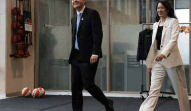 Portland’s incoming WNBA team welcomes new coach, celebrates 15,000 season ticket deposits