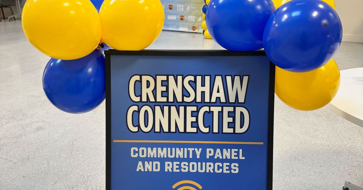 A stretch of the Crenshaw Corridor has fast, reliable Wi-Fi for the first time — and it's free