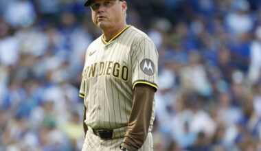 Mike Shildt retires after 2 seasons managing Padres
