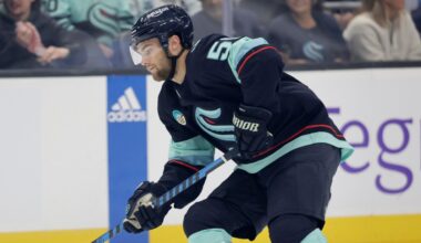 Blue Jays invite Kraken centre Shane Wright to throw first pitch next year