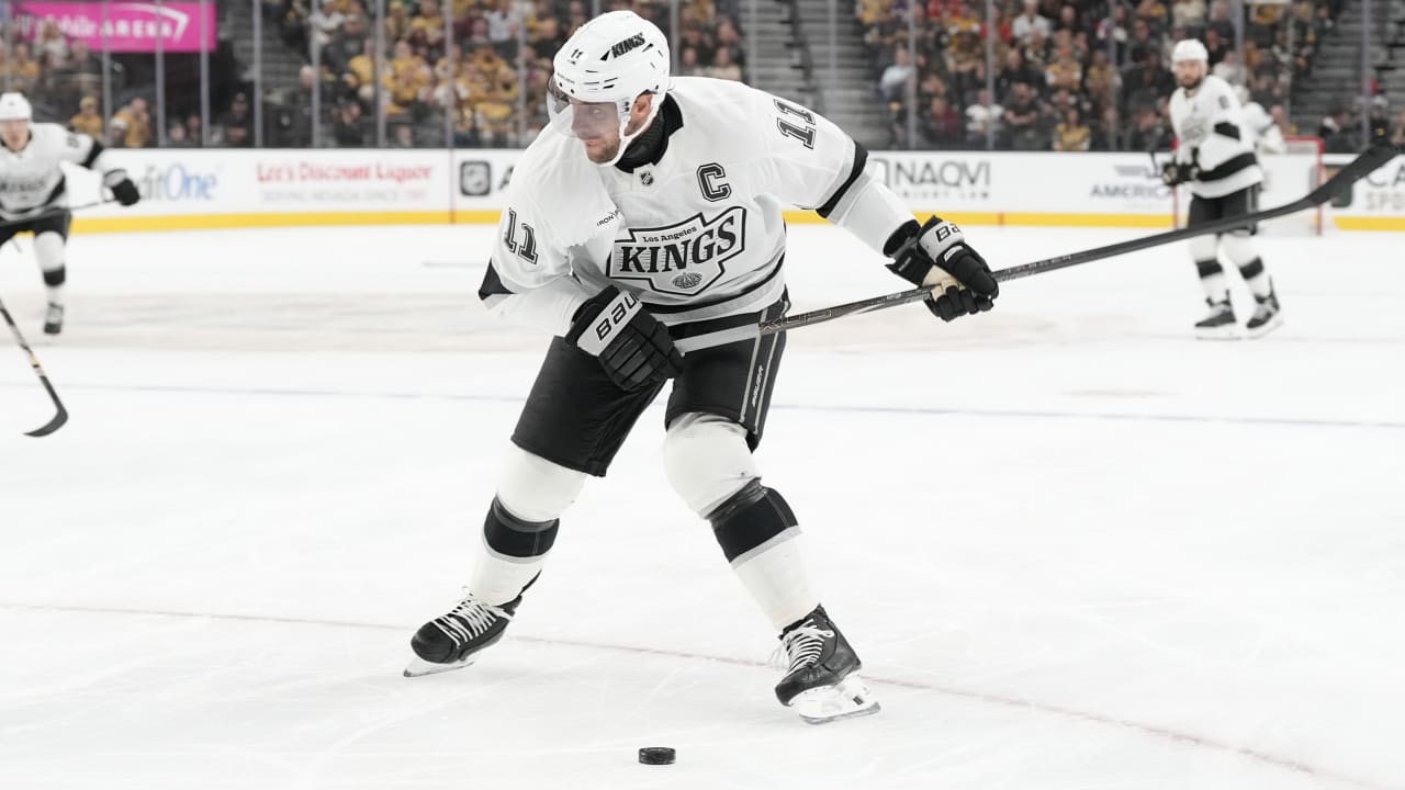 NHL Status Report: Kopitar week to week for Kings with foot injury