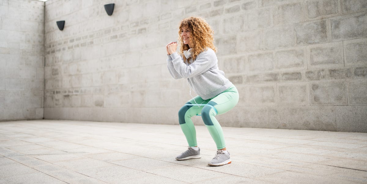 6 Best Knee-Strengthening Exercises, According To Trainers
