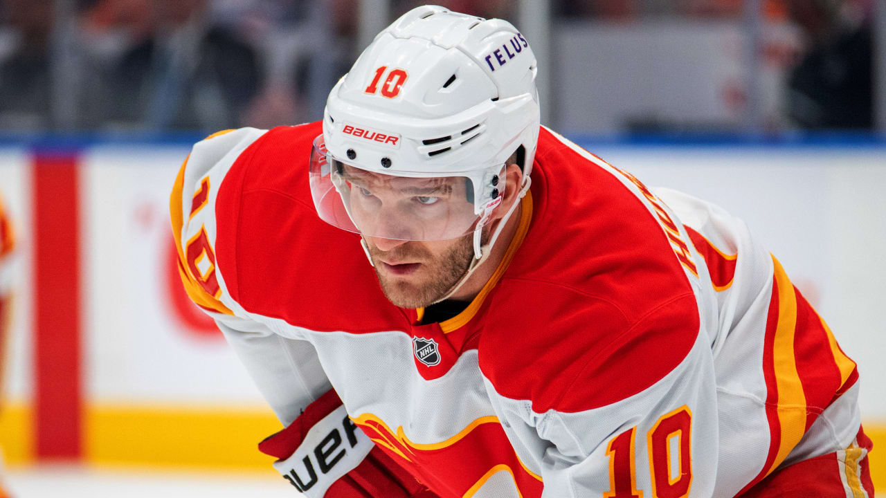 NHL Status Report: Huberdeau likely to make season debut for Flames