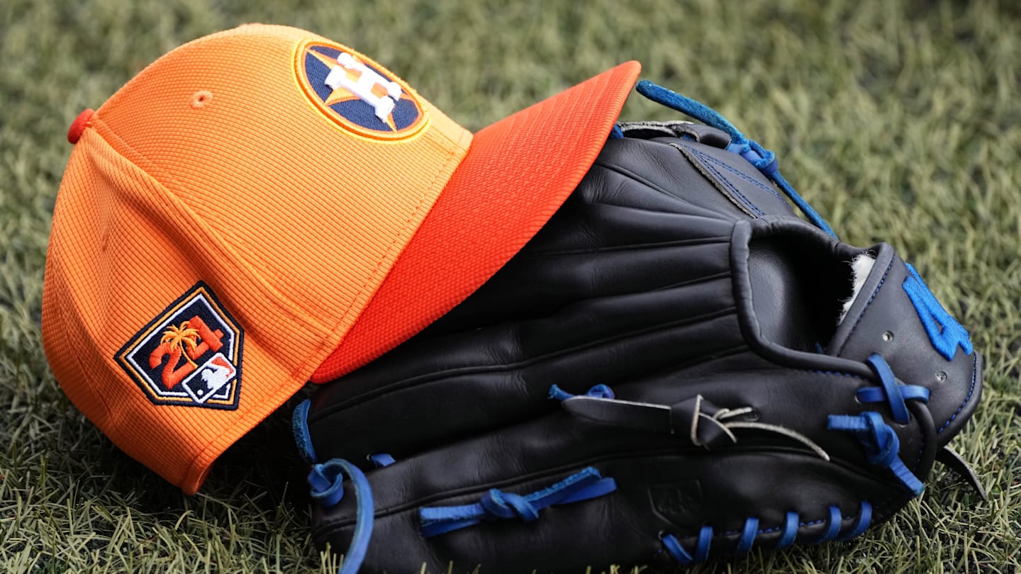 MLB Analysts Pitch Astros Reunion with Legendary Former Staff Ace