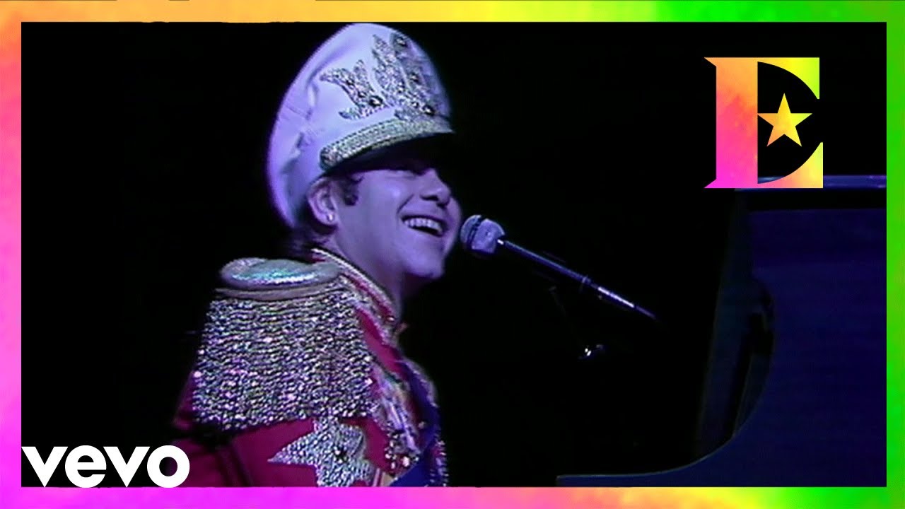 Elton John - Someone Saved My Life Tonight (Old Grey Whistle Test 1982) - YouTube