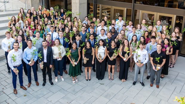 Dalhousie University welcomes new pharmacy students with saplings instead of white coats