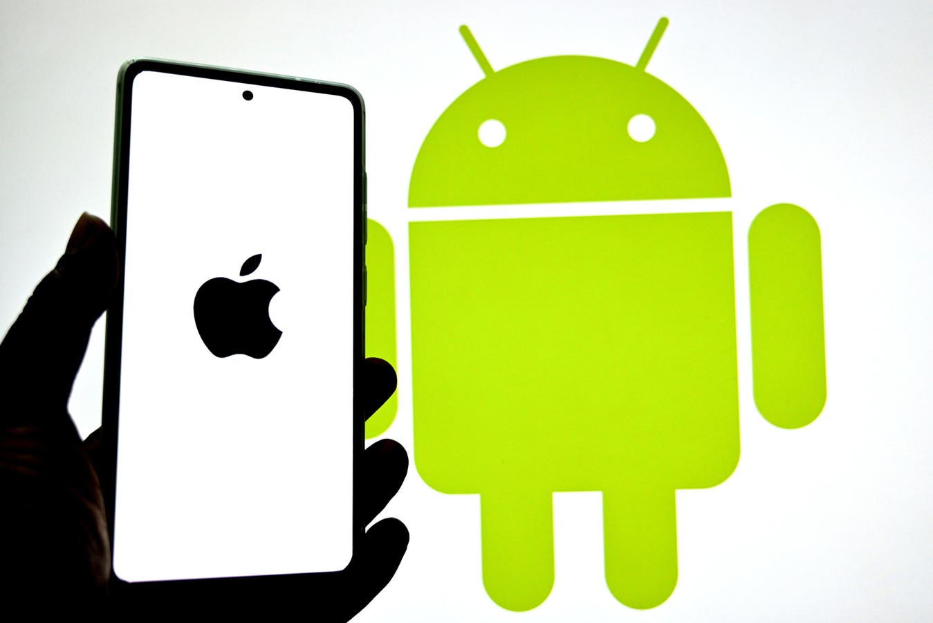 All Smartphone Users Must Type This Code Now — Thank Me Later