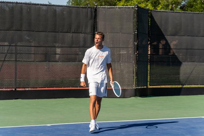 Men’s Tennis Battles in Day Two of Fall Tournaments