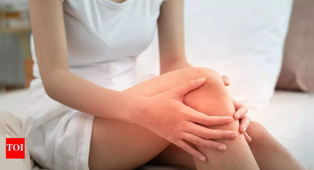 Nutritionist shares 5 daily walking techniques to enhance flexibility, balance, and posture for stronger knees |