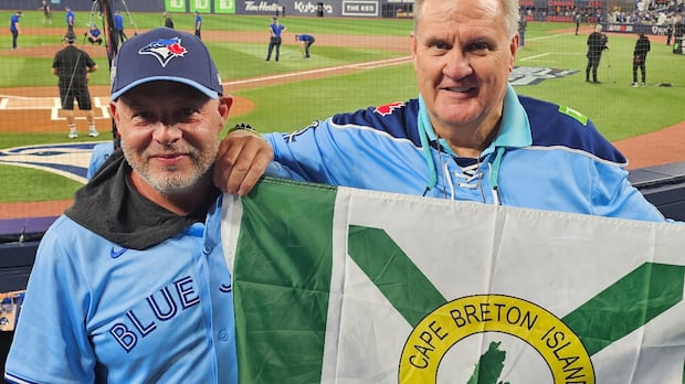 Blue Jays fan made sure to highlight Cape Breton at the World Series