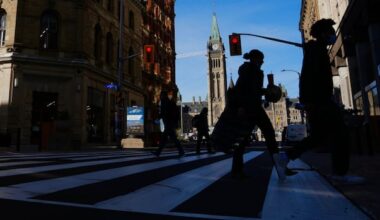 Carney budget to slash public service by 16,000 over 3 years