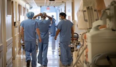 Over 260 Quebec doctors apply for Ontario licences in weeks following Bill 2