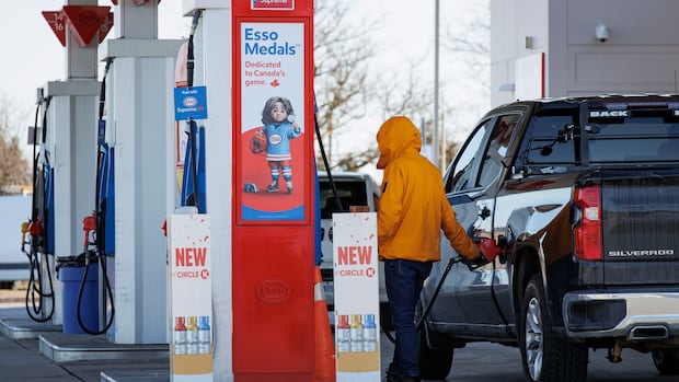 Inflation rate ticks down to 2.2% in October, mostly due to falling gas prices