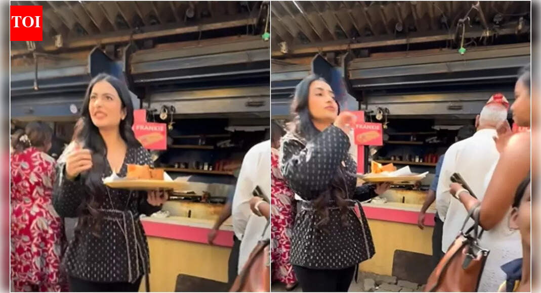Dhanashree Verma spotted at Dosa stall; asks paparazzi, 'What do you guys want to eat?' | Hindi Movie News