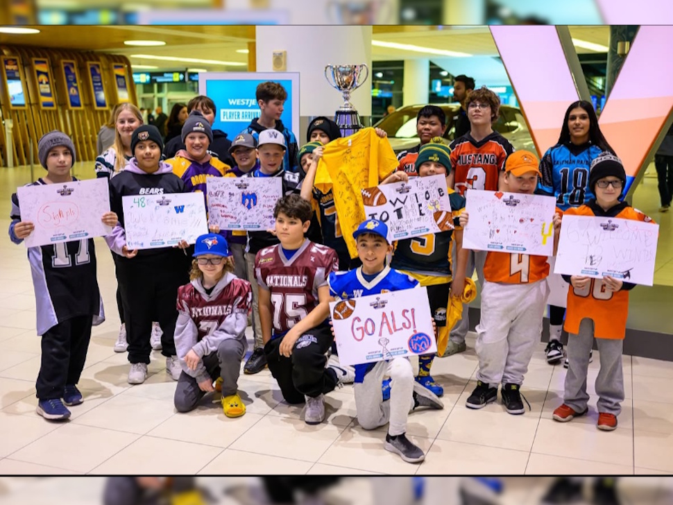 Eastman Raiders welcome CFL teams ahead of Grey Cup weekend - SteinbachOnline.com