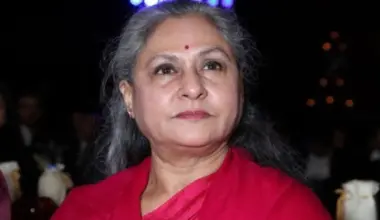 Jaya Bachchan slams paparazzi culture and young actors calling them at airport: ‘What kind of celebrity are you?’