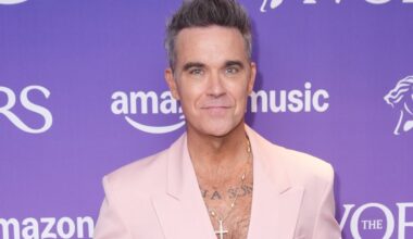 Robbie Williams issues health warning to users of weight loss jabs - The Independent