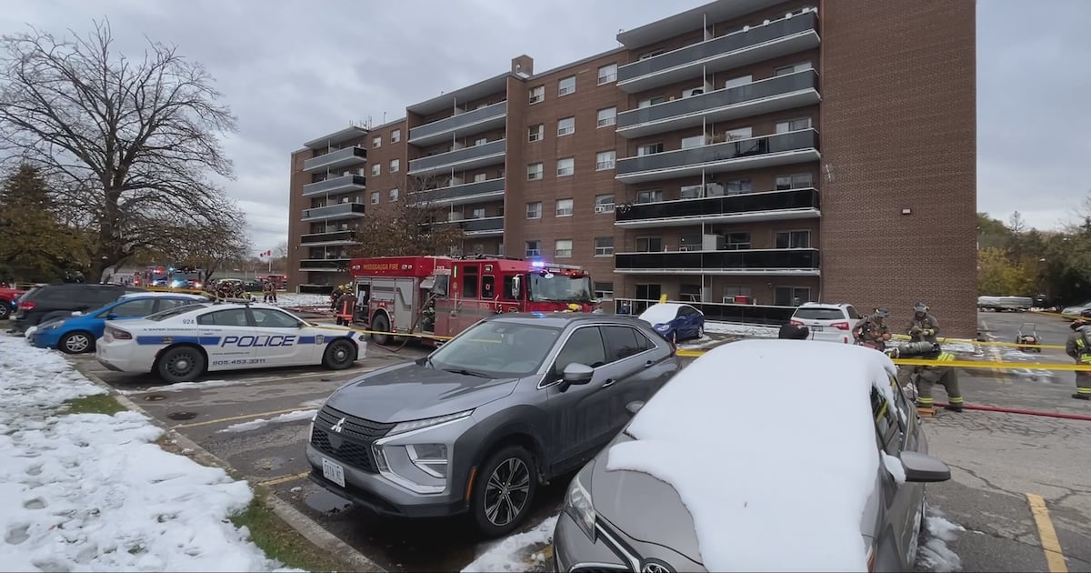 Mississauga apartment fire: 1 dead